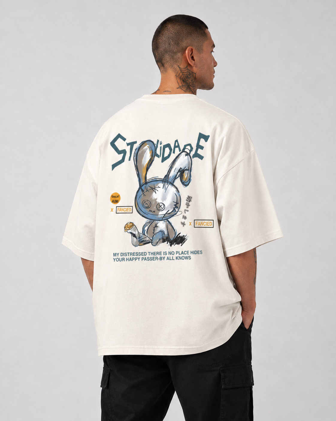Camiseta Oversize Stolidade Bunny